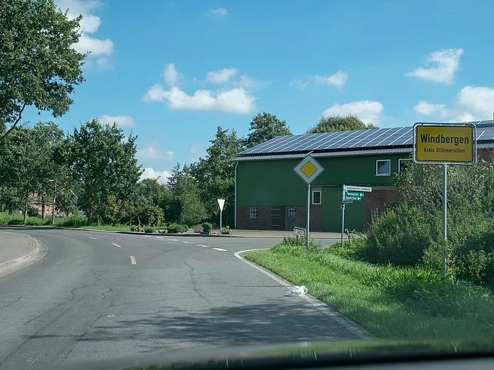 Ortsschild Windbergen Ortsschild Windbergen